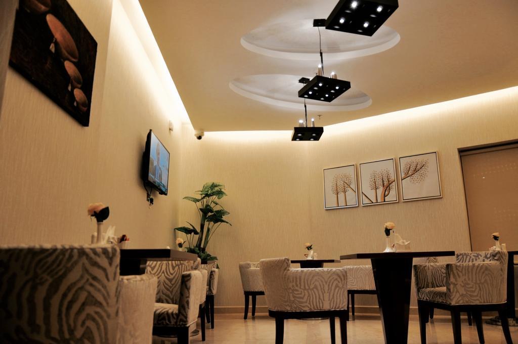 Asherij Hotel Dauhá Exteriér fotografie