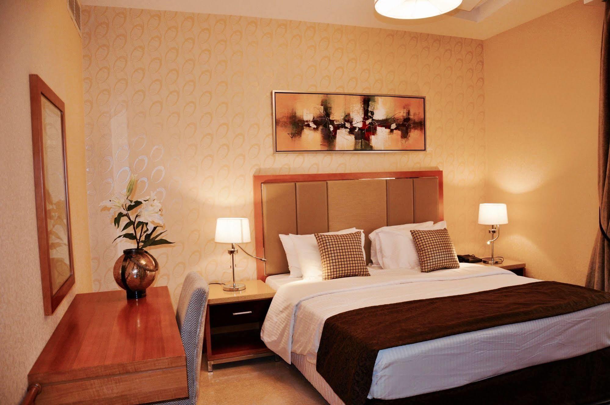 Asherij Hotel Dauhá Exteriér fotografie